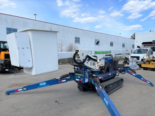 2012 Versalift / Skylift Super Arborist 53 with Trailer